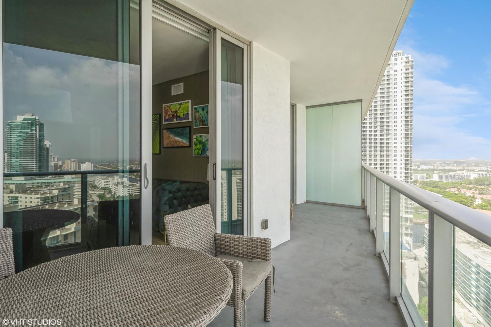 Lyfe Residence Building - Private Apts Over The Beach Hollywood Ngoại thất bức ảnh